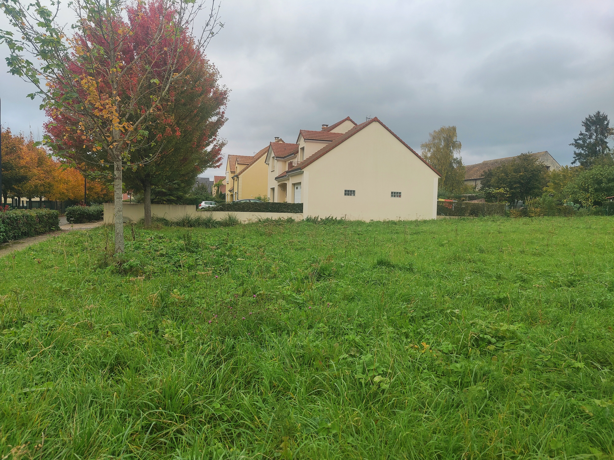 TERRAIN A BATIR VIABILISÉ DE 800M2
